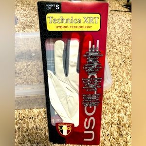 Women’s golf glove